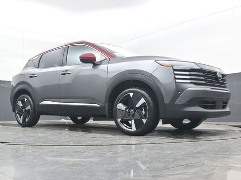 New 2026 Nissan Kicks SR w/ SR Premium Package FWD image 22