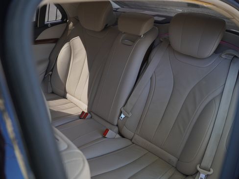 Used 2015 Mercedes-Benz S 550 Sedan image 16