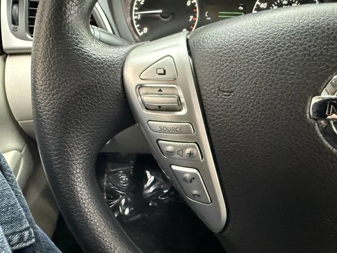 Used 2015 Nissan Sentra S image 24