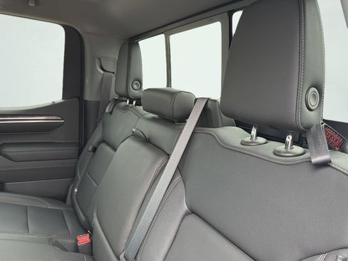 Used 2022 Chevrolet Silverado 1500 LTZ w/ LTZ Premium Package AWD/4WD image 27