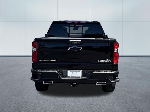 Used 2024 Chevrolet Silverado 1500 High Country w/ High Country Premium Package AWD/4WD image 5
