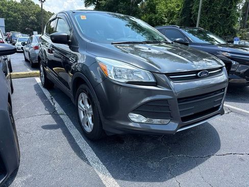 Used 2016 Ford Escape SE AWD/4WD image 2
