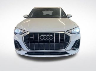 Used 2021 Audi Q3 2.0T Premium w/ Convenience Package video 3