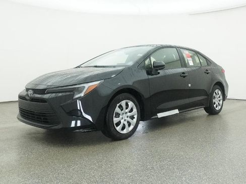 New 2026 Toyota Corolla LE image 6