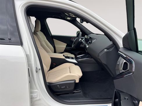 New 2026 BMW X3 xDrive30 w/ Premium Package image 15