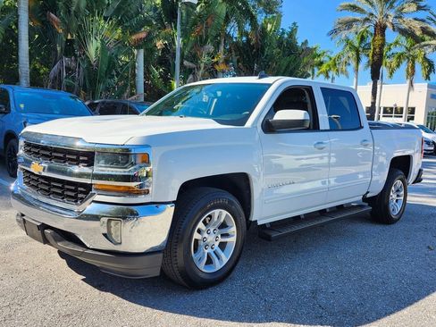 Used 2017 Chevrolet Silverado 1500 LT w/ All Star Edition image 3