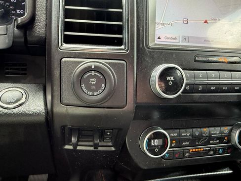Used 2019 Ford Expedition Limited w/ Equipment Group 303A RWD image 41