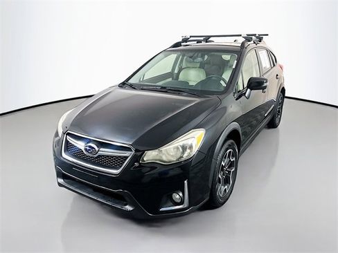 Used 2016 Subaru Crosstrek 2.0i Limited w/ Popular Package #2 image 3