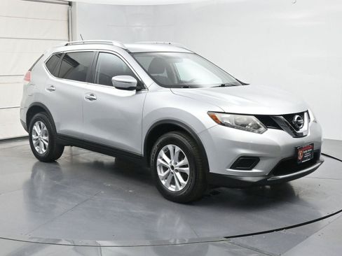 Used 2015 Nissan Rogue SV AWD/4WD image 26