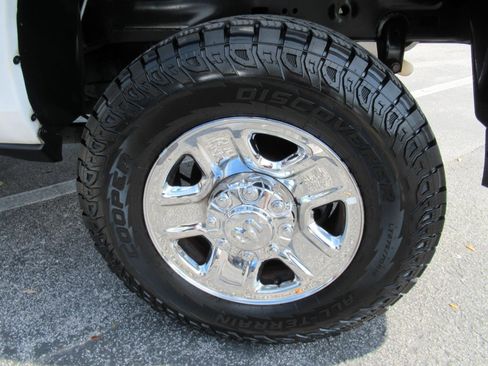 Used 2022 RAM 2500 Big Horn image 27