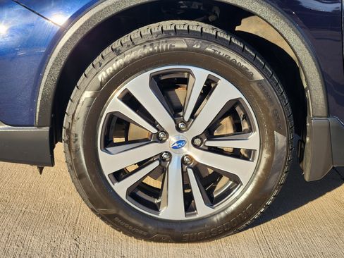 Used 2018 Subaru Outback 2.5i Limited image 10