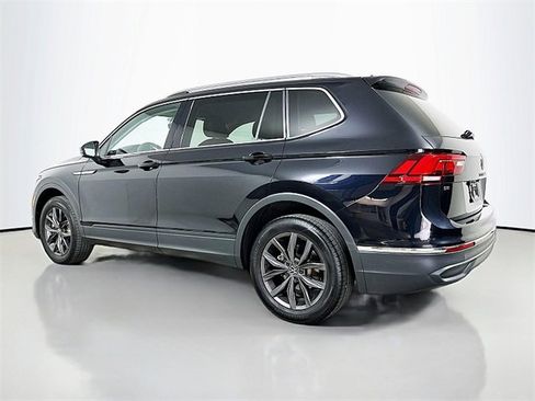 Used 2024 Volkswagen Tiguan SE image 5