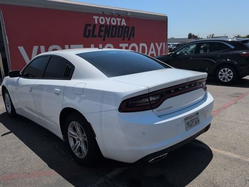 Used 2022 Dodge Charger SXT w/ Leather Interior Group RWD image 4