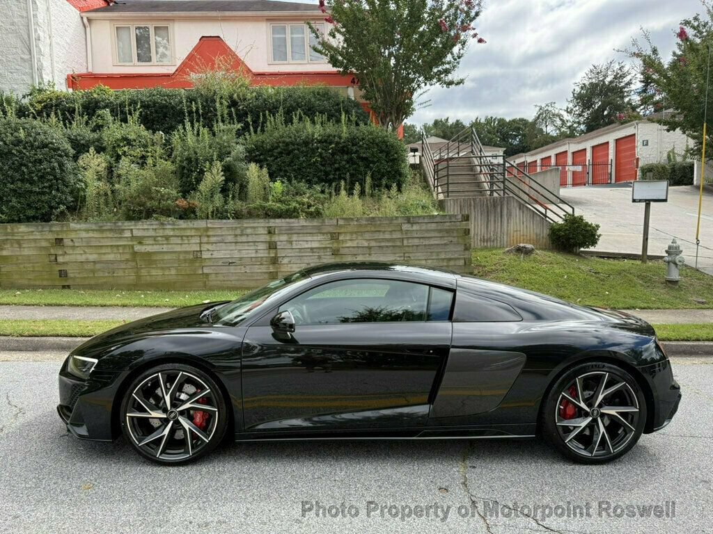 Used 2023 Audi R8 V10 performance RWD image 4