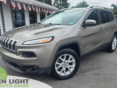 Used 2016 Jeep Cherokee Latitude w/ Cold Weather Group