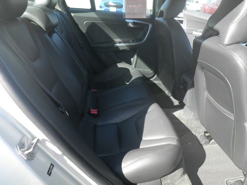 Used 2016 Volvo S60 T5 Premier w/ Convenience Package image 20