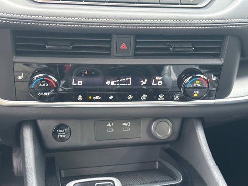 New 2026 Nissan Rogue SV image 30