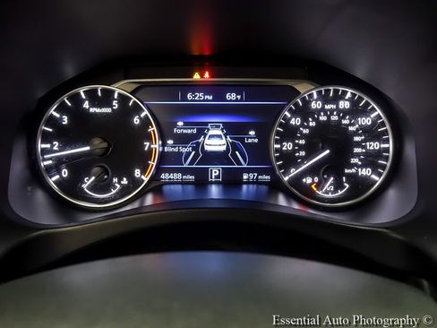Used 2022 Nissan Altima 2.5 SR w/ Midnight Edition Package FWD image 15