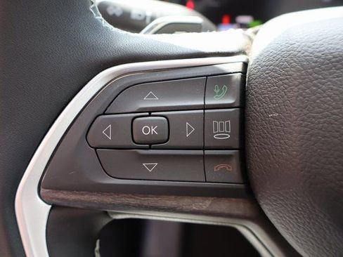 New 2025 Jeep Grand Cherokee Limited 4xe image 11