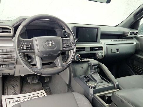 Used 2024 Toyota Tacoma TRD Sport image 11