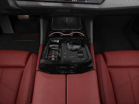 New 2027 BMW 530i xDrive w/ M Sport Package AWD/4WD image 13