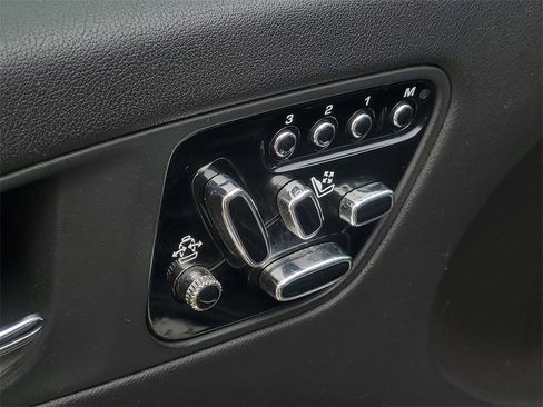 Used 2015 Jaguar XKR R image 12