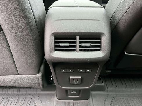 Used 2024 GMC Terrain Denali w/ Denali Premium Package image 14