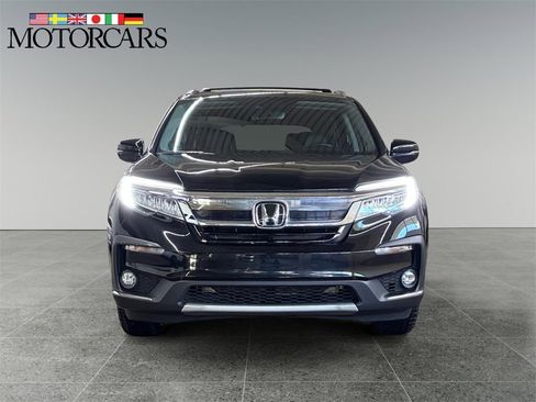 Used 2022 Honda Pilot Touring image 8