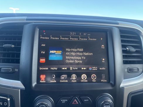 Used 2014 RAM 1500 Lone Star image 48