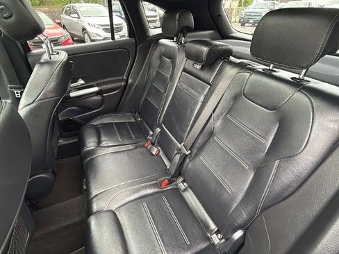 Used 2021 Mercedes-Benz GLA 250 4MATIC image 21
