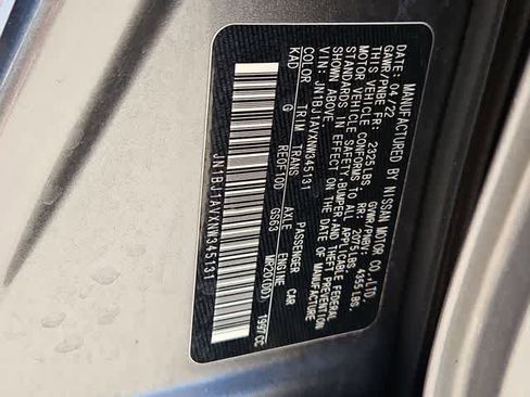 Used 2022 Nissan Rogue Sport S image 33