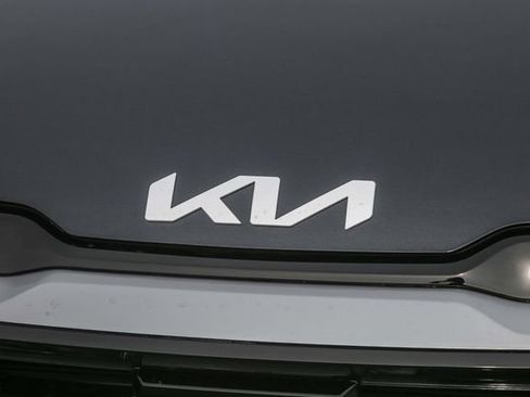 New 2026 Kia Sportage EX FWD image 6