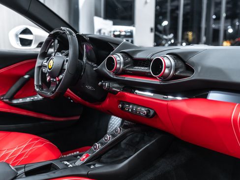 Used 2023 Ferrari 812 GTS RWD image 28