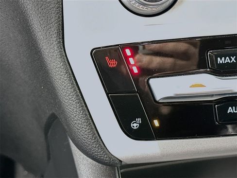 Used 2024 Ford Explorer XLT w/ Equipment Group 202A image 20