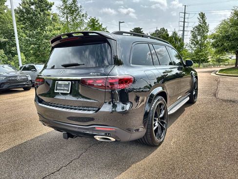 New 2026 Mercedes-Benz GLS 580 4MATIC image 8