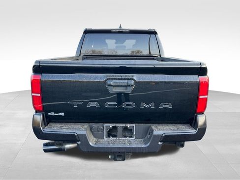 New 2026 Toyota Tacoma SR5 AWD/4WD image 4