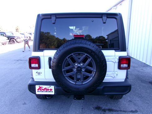 New 2026 Jeep Wrangler Sport AWD/4WD image 20
