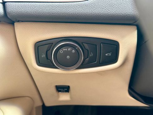 Used 2014 Lincoln MKZ w/ Equipment Group 102A Reserve image 27