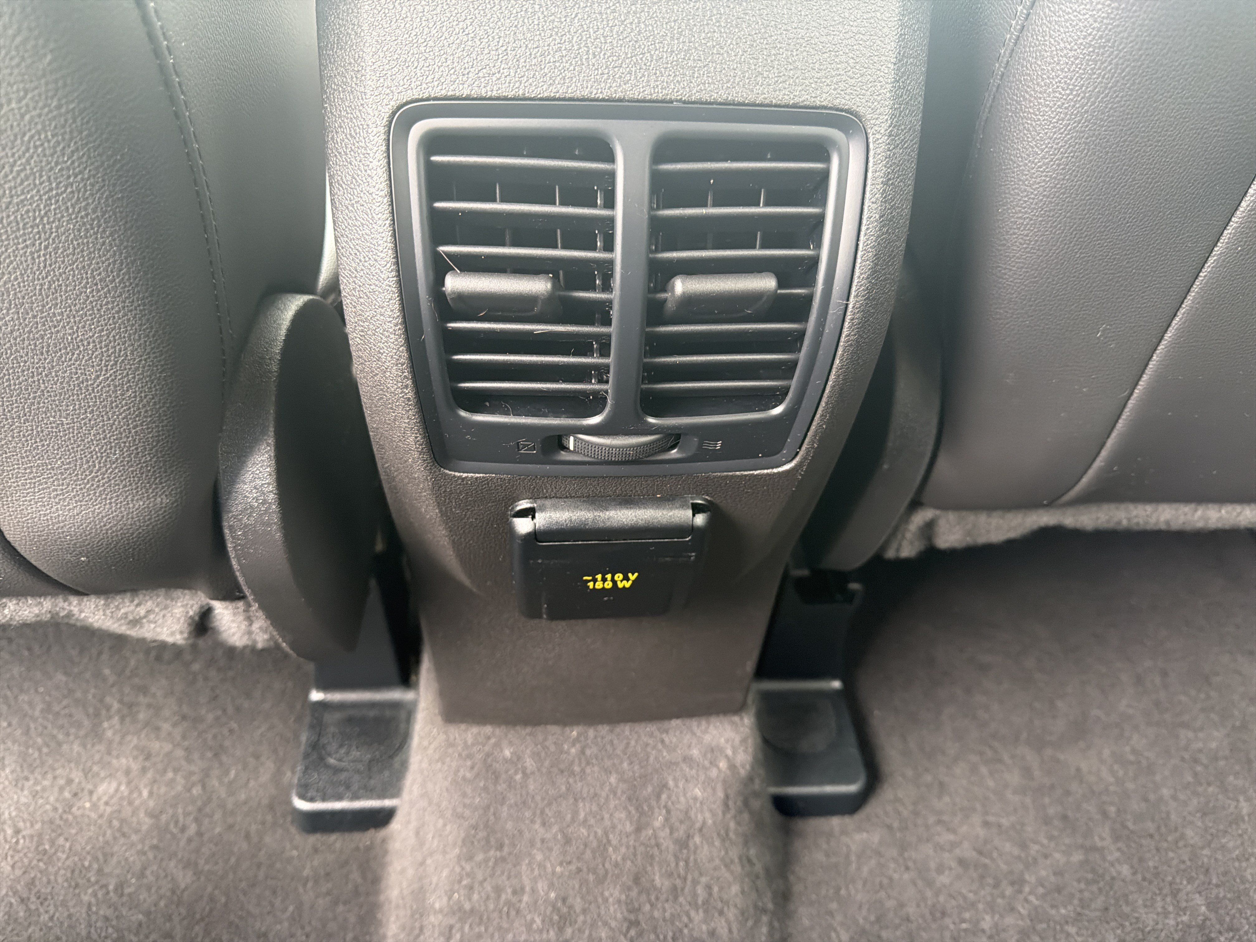 Used 2017 Ford Escape Titanium w/ Canadian Touring Package AWD/4WD image 28