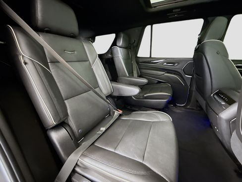 Used 2021 Cadillac Escalade Sport w/ Heavy-Duty Trailer Package AWD/4WD image 33