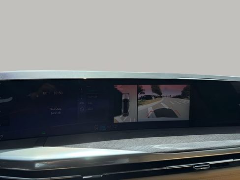 New 2025 Cadillac Escalade IQ Luxury 2 image 37