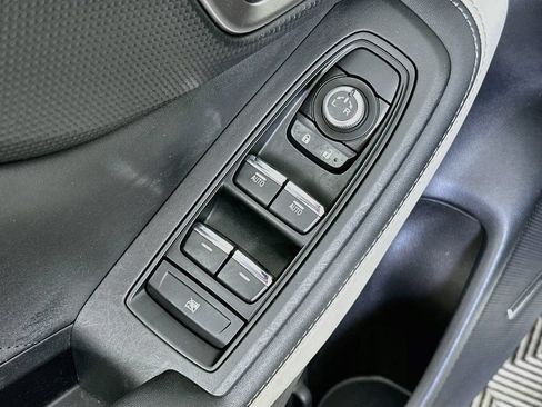 Used 2023 Subaru Forester Limited AWD/4WD image 24