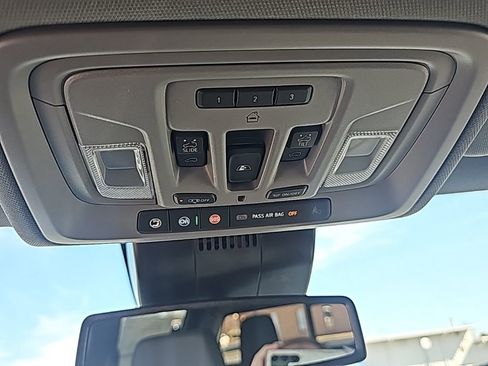 New 2026 GMC Sierra 1500 SLT w/ SLT Premium Plus Package image 22