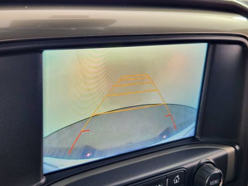 Used 2017 Chevrolet Silverado 1500 High Country AWD/4WD image 22