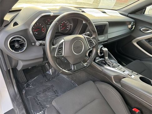 Certified 2023 Chevrolet Camaro LT image 9