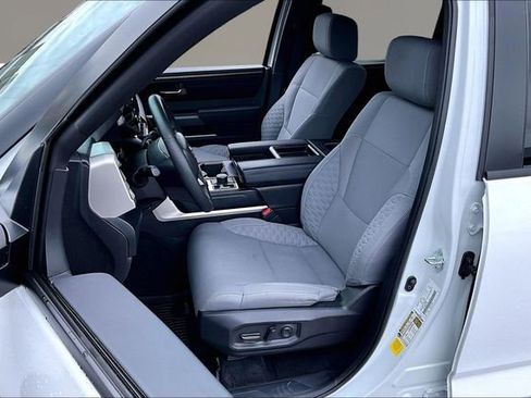Used 2025 Toyota Tundra SR5 w/ TRD Off-Road Package AWD/4WD image 18