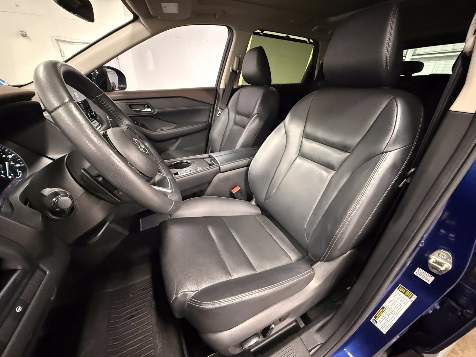 Used 2023 Nissan Rogue SL w/ SL Premium Package FWD image 19