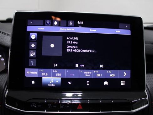 Used 2022 Jeep Compass Trailhawk image 3