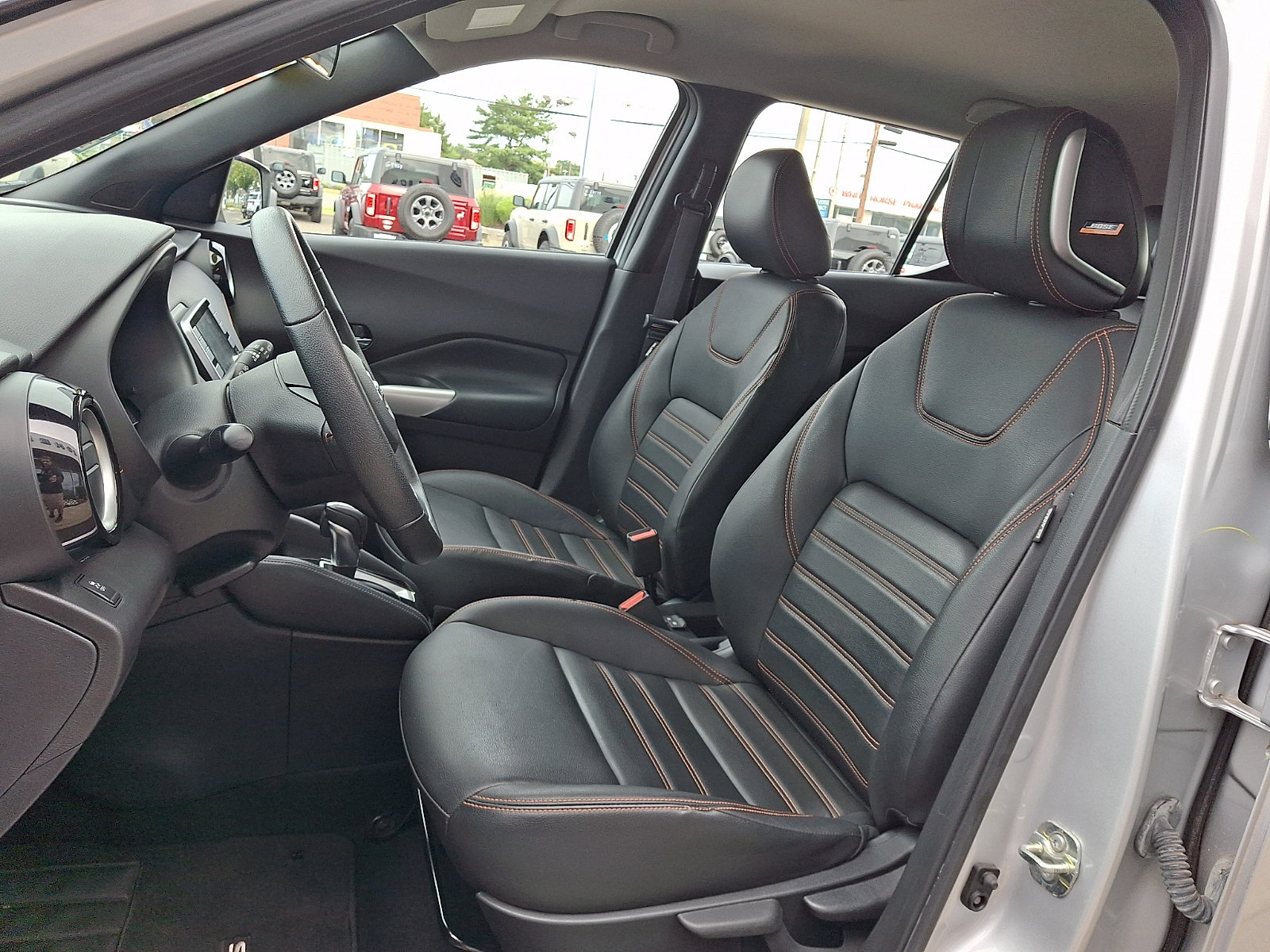 Used 2019 Nissan Kicks SR w/ SR Premium Package FWD image 14