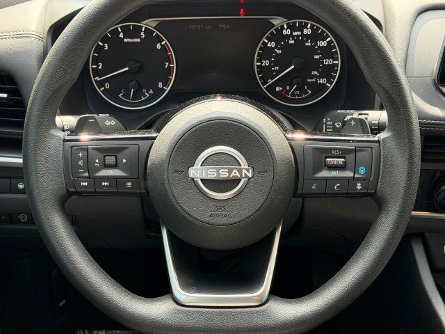 Used 2023 Nissan Rogue SV FWD image 13